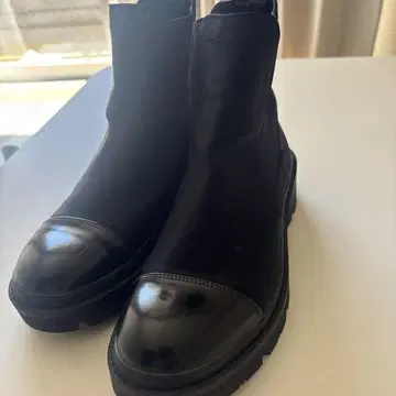 ZARA 블랙 사이드 고어 부츠