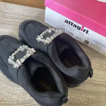 attagirl 비쥬 장식 블랙 스니커즈 LL