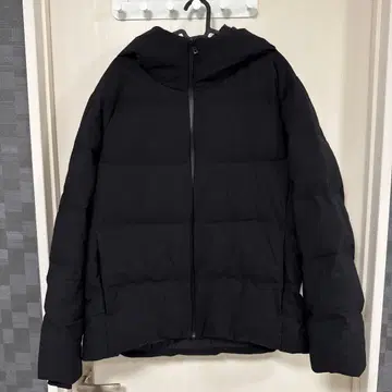 UNIQLO 블랙 다운 자켓 XL