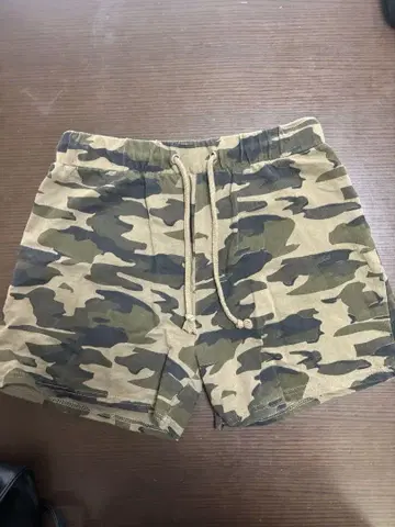 카모플라쥬 패턴 숏팬츠 카모 패턴