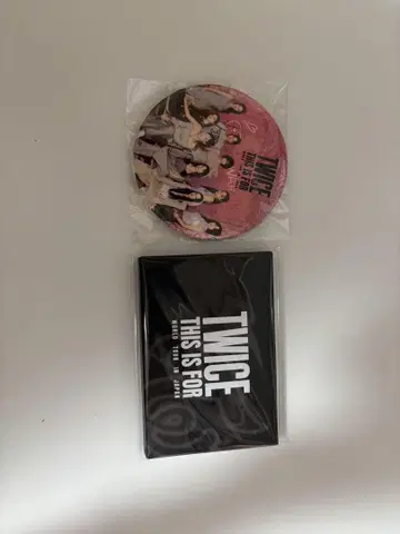 TWICE 업그레이드 캔뱃지 & 트레카 세트