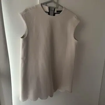 YOKO CHAN 베이지 슬리브리스 원피스