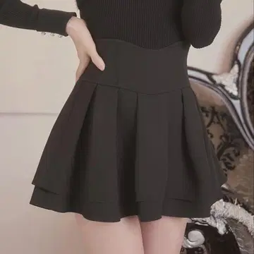미셸 마카롱 슬림 레그 스커트 M