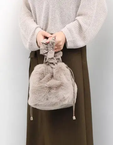 캐시캐시 프릴 핸들 에코 퍼 복조리 백