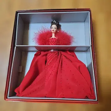 페라리 바비 인형