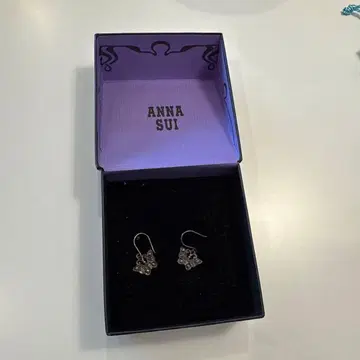 ANNA SUI 귀걸이