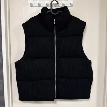 ZARA 블랙 다운 베스트 L