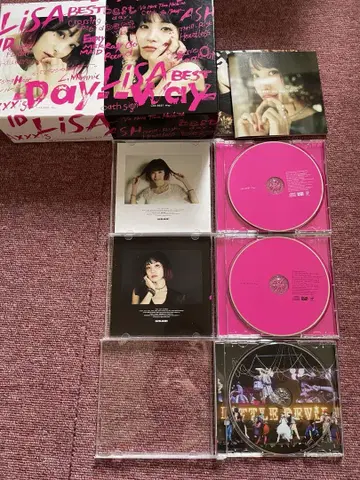 LiSA 베스트 앨범 완전 수량 생산 한정판 T셔츠 세트