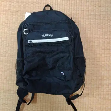미사용 새상품 Champion 럭색 28리터
