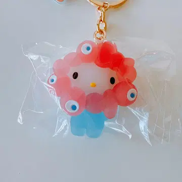산리오 미야쿠미야쿠 변신 입체 마스코트 클리어 컬러 키링 키티