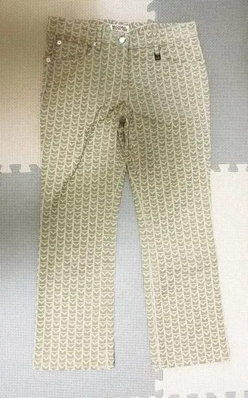 마이클코어스 MK 엠보싱 로고 팬츠 베이지 M