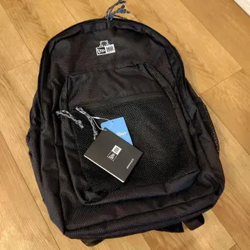 familiar x NEW ERA