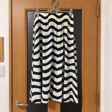 [ 미사용 ] UNIQLO marimekko 스트라이프 플레어 스커트