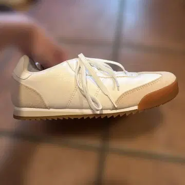 UNIQLO:C 스니커즈 25cm