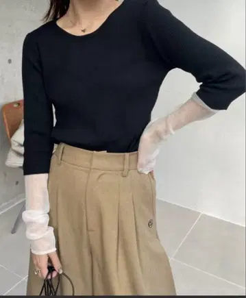 카프리슈 마쥬 소매 시어 레이어드 스타일 리브 니트 묶음 할인 있음