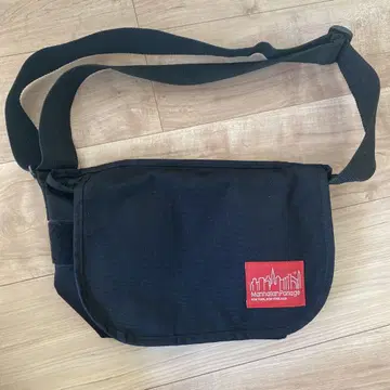 Manhattan Portage 숄더백 블랙 2075388