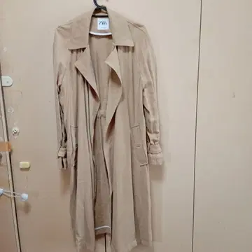 ZARA 베이지 트렌치코트