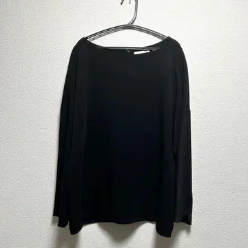 프리미어 아롱디스망 블랙 풀오버