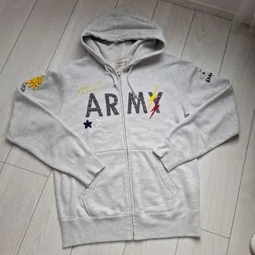 AVIREX 자수 후드티