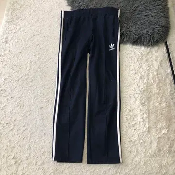 No.243 adidas 네이비 스웨트 팬츠