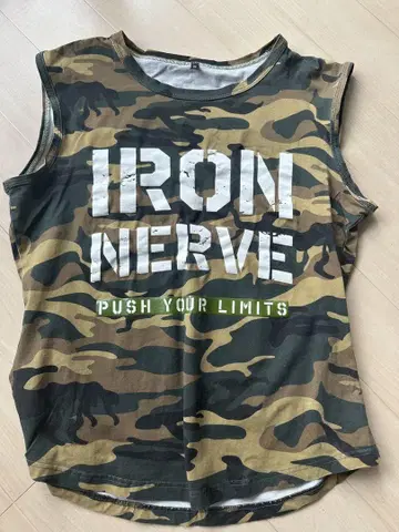 IRON NERVE 카모플라쥬 탱크탑 M 사이즈