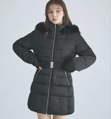 INGNI 퍼 포함 블랙 롱 코트