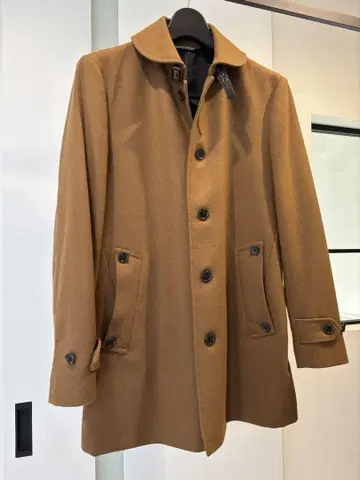 타카큐 브라운 체스터 코트