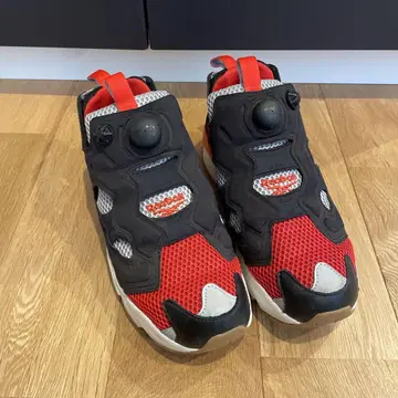 Reebok Instapump Fury 블랙/빨간색