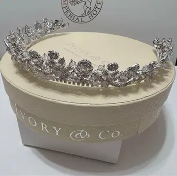 Ivory & Co. Alexandra 티아라