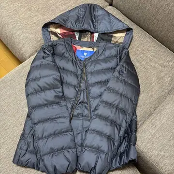 블루 레이블 크레스트브릿지 다운 자켓