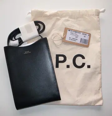 APC jamie neck pouch 숄더백 black