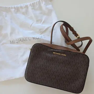 MICHAEL KORS 브라운 숄더백