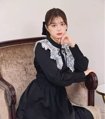 AnMILL 안미르 레이스 칼라 원피스