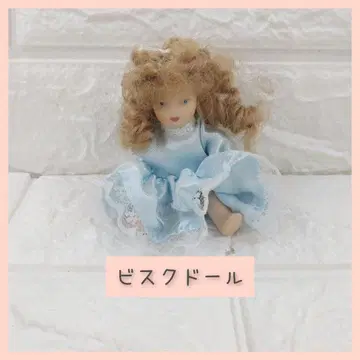 비스크 인형 스카이블루 드레스