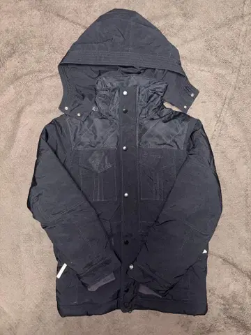 adidas 오리지널 다운 자켓 블랙 후드 탈부착 가능