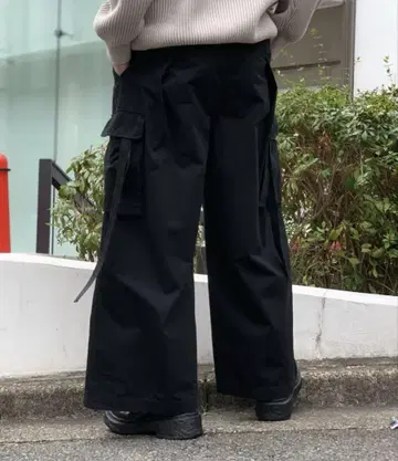Toironier/토와로니에/ELEPHANT CARGO PANTS