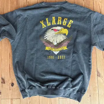 XLARGE 이글 프린트 트레이닝복