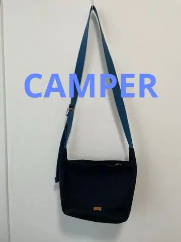 CAMPER 캠퍼 블랙 캔버스 숄더백