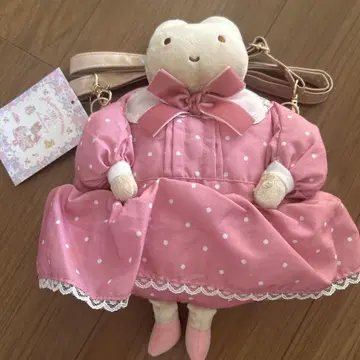 마론크림 캐릭터형 미니백 패션쇼