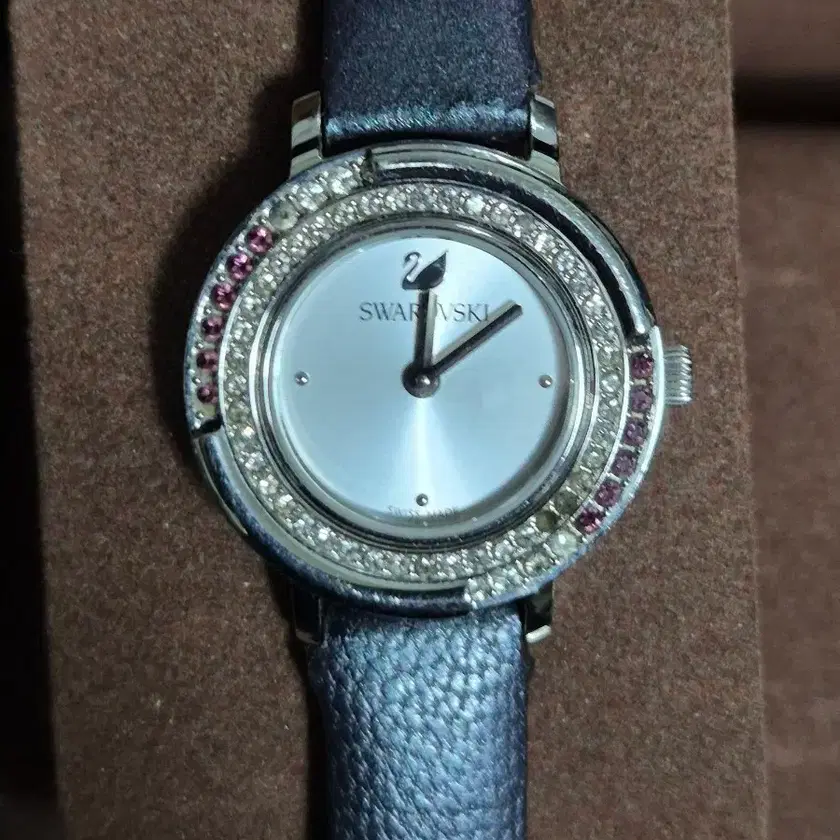 SWAROVSKI 스와로브스키 Swarovski Women's Watch Leather Band on