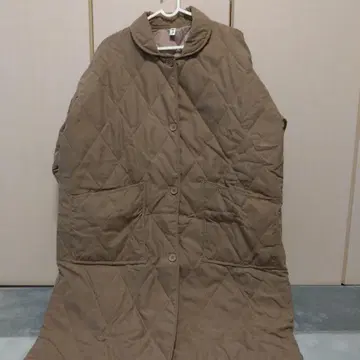 퀼팅 롱 코트 가볍고 따뜻한 기능성 높은 아우터 미착용
