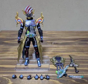 S.H.figuarts 게무데우스 크로노스