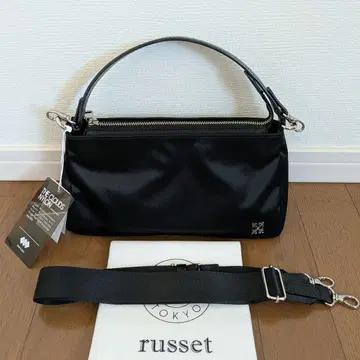 새상품 수량 한정 russet 숄더백 블랙