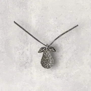 스와로브스키 양배 모양 모티브 목걸이