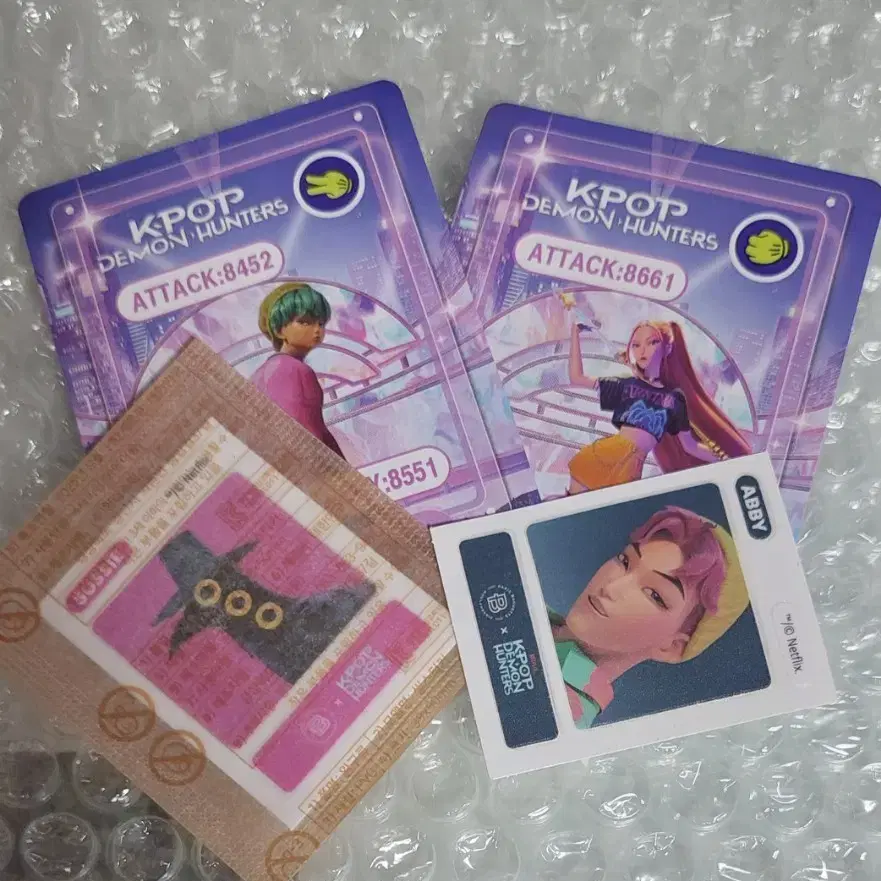 Bulk) Kpop Demon Hunters Paris Baguette ttibu-sil (seal sticker)/B-grade  card! on Bunjang Global Site.