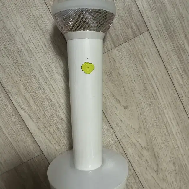 아이유 응원봉 버전 2.0 아이크