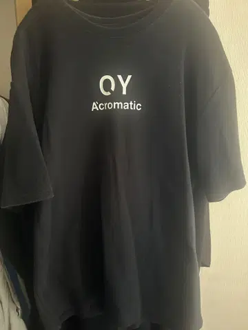 OY Acromatic 반팔 티셔츠 블랙