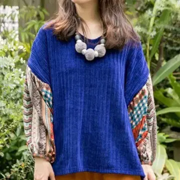 [ 차이하네 ] 새상품급 몰 니트 오리엔탈 상의 긴팔