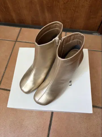 LEPSIM 골드 숏부츠 L 사이즈