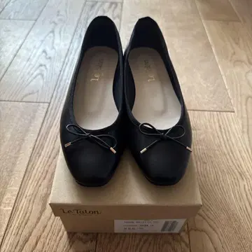 LeTalon 블랙 플랫슈즈